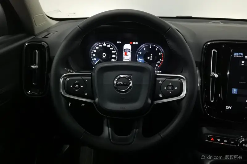 Volvo XC 40 T 3 2 WD — фото 9