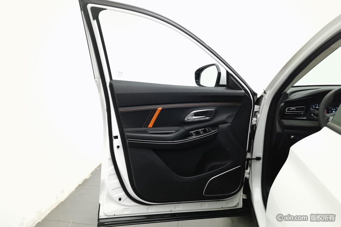 Changan Oshan X7 PLUS 2022 1.5T МКПП zun xiang xing