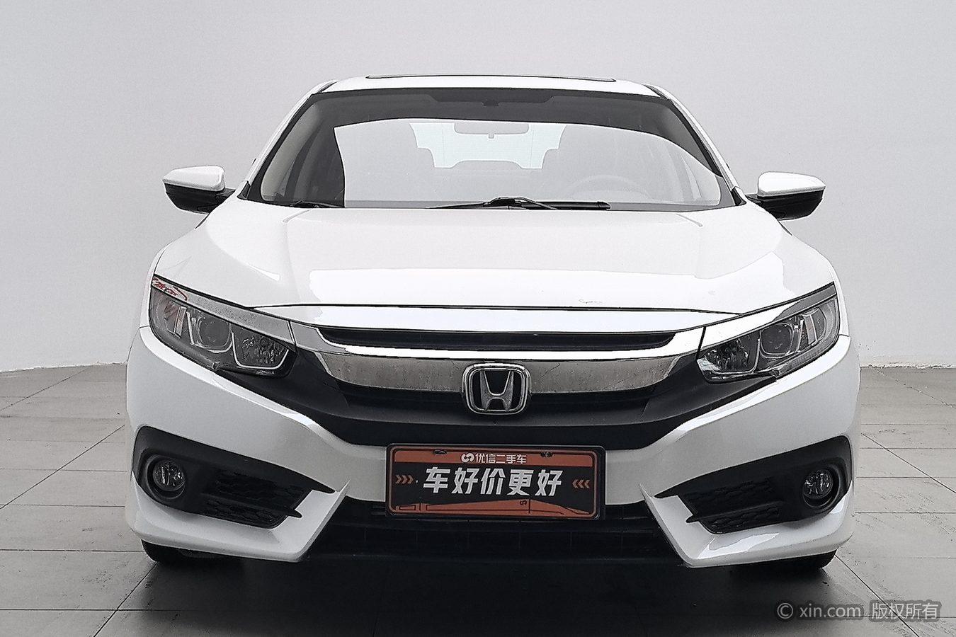 Honda Civic 2016 220TURBO MT Luxury