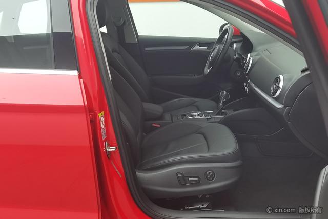 Audi A3 2015 Limousine 45 TFSI S line Luxury — фото 10