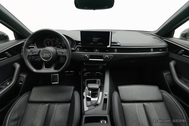 Audi A4L 2024 40 TFSI — фото 13