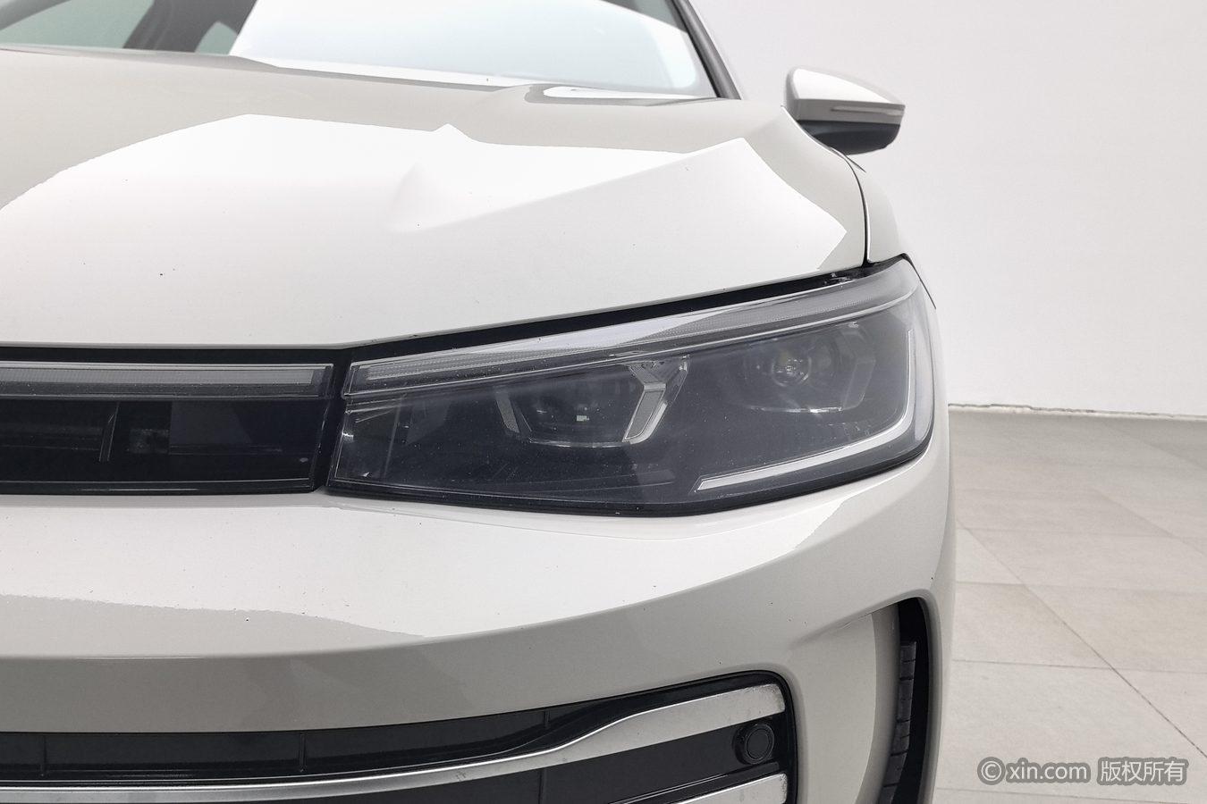 Volkswagen Passat 2025 Pro 380TSI