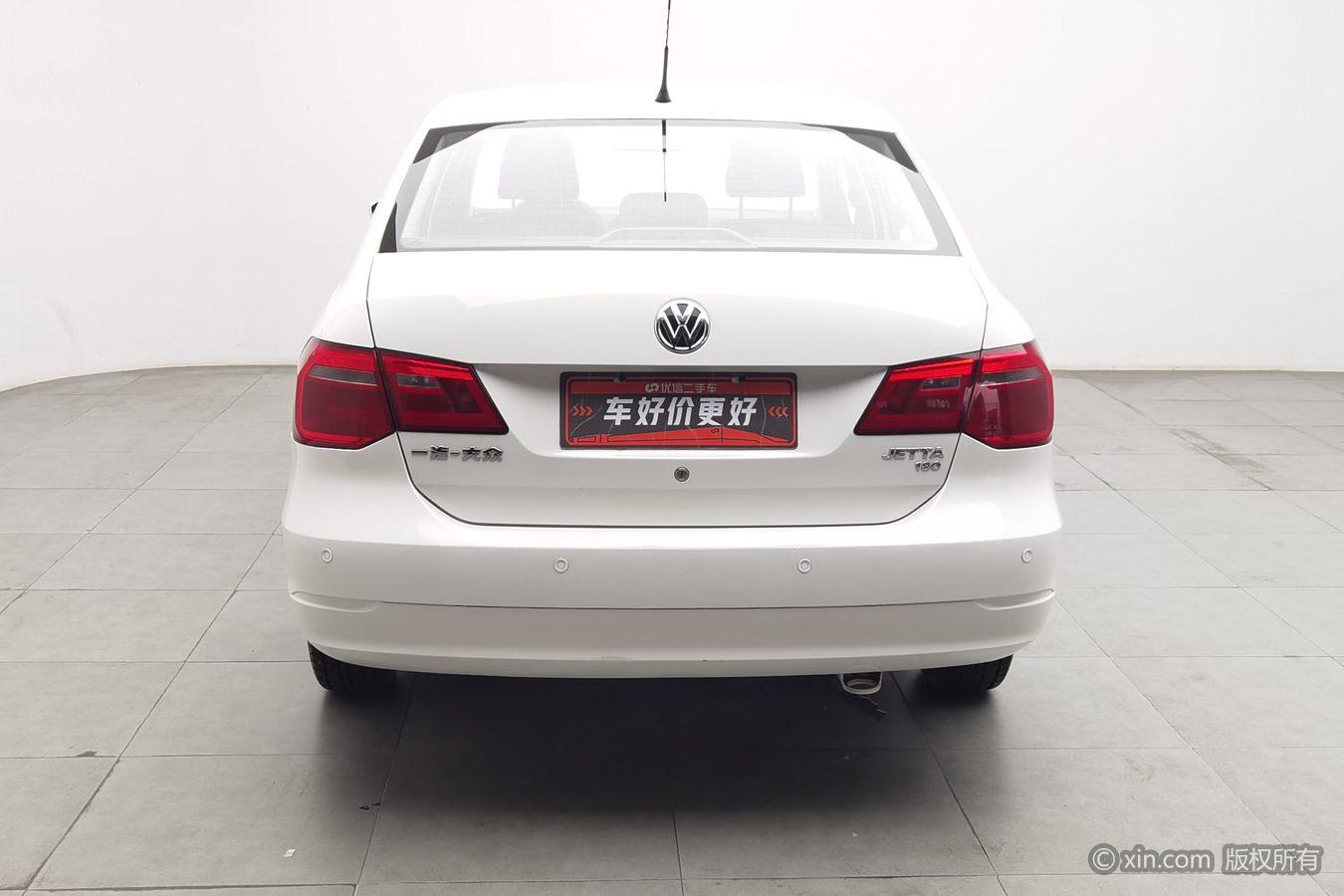 Volkswagen Jetta 2015 1.6L MT Fashion