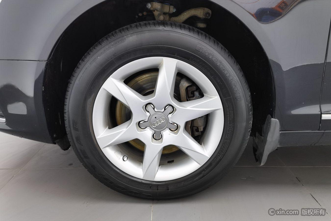 Audi A6L 2011 2.0 TFSI AT