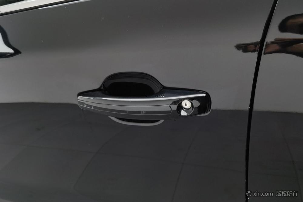 Lincoln MKC, фото 8