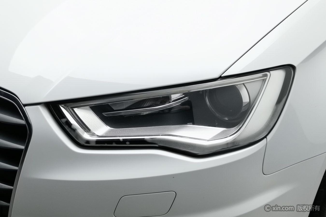 Audi A3 2015 Limousine 40 TFSI AT Comfort