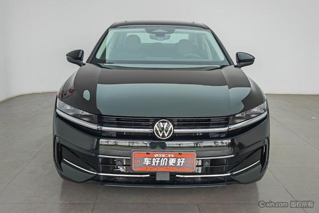 Volkswagen Magotan 2026 300 TSI — фото 2