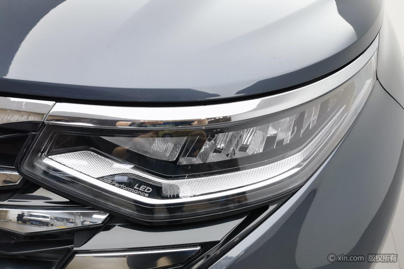 Hyundai Custo 2024 270TGDi LUX Luxury