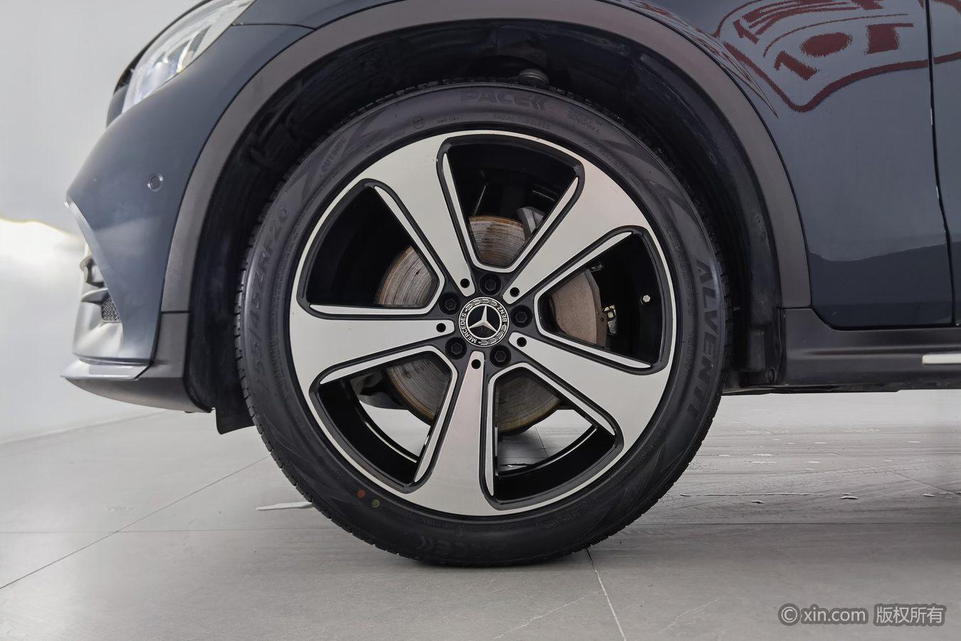 Mercedes-Benz GLC 2019 GLC 300 L 4MATIC