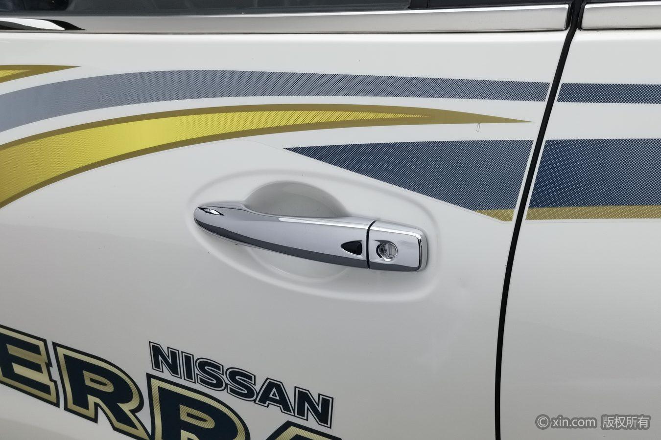 Nissan Terra 2020 2.5L MT Elite