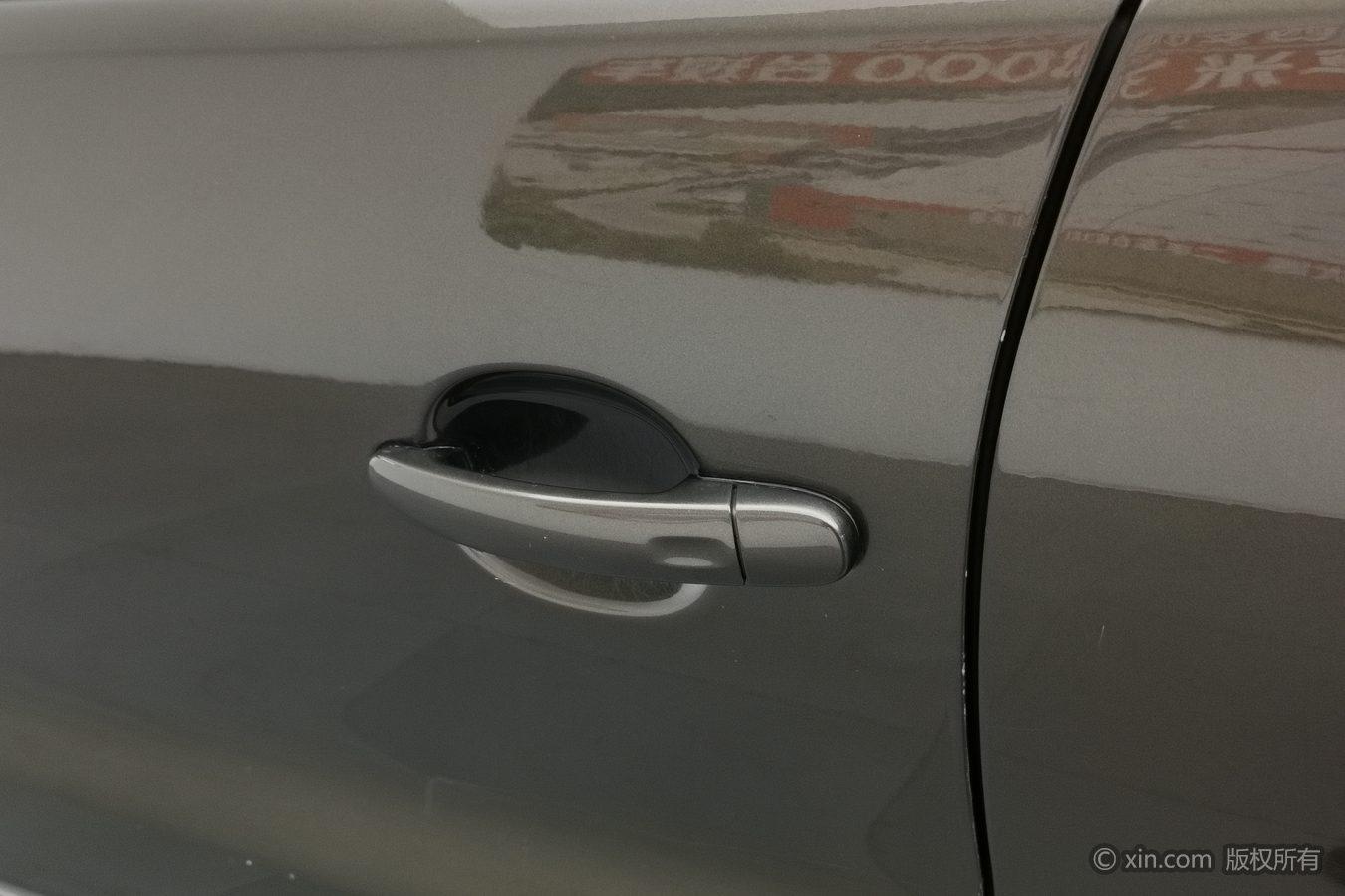 Volkswagen Tiguan 2015 2.0TSI AT Flagship