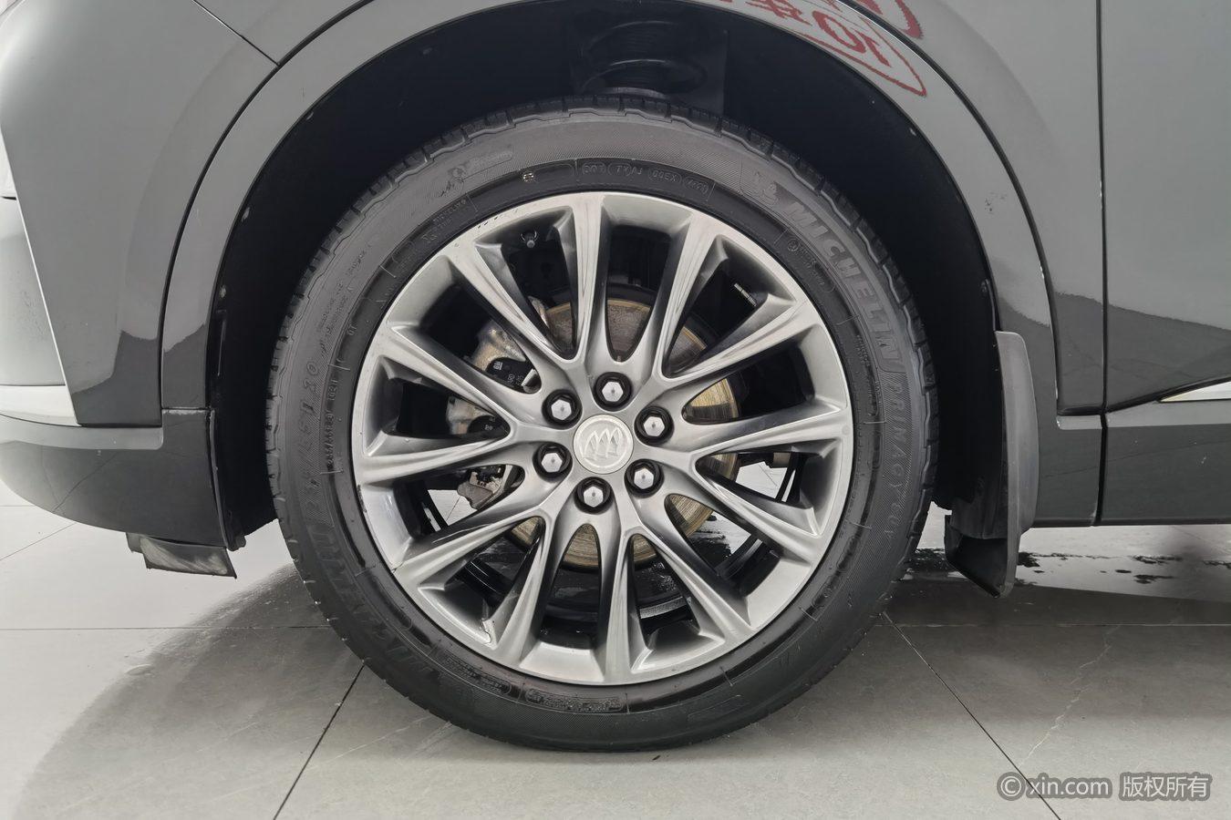 Buick Enclave 2022 652T Luxury мест