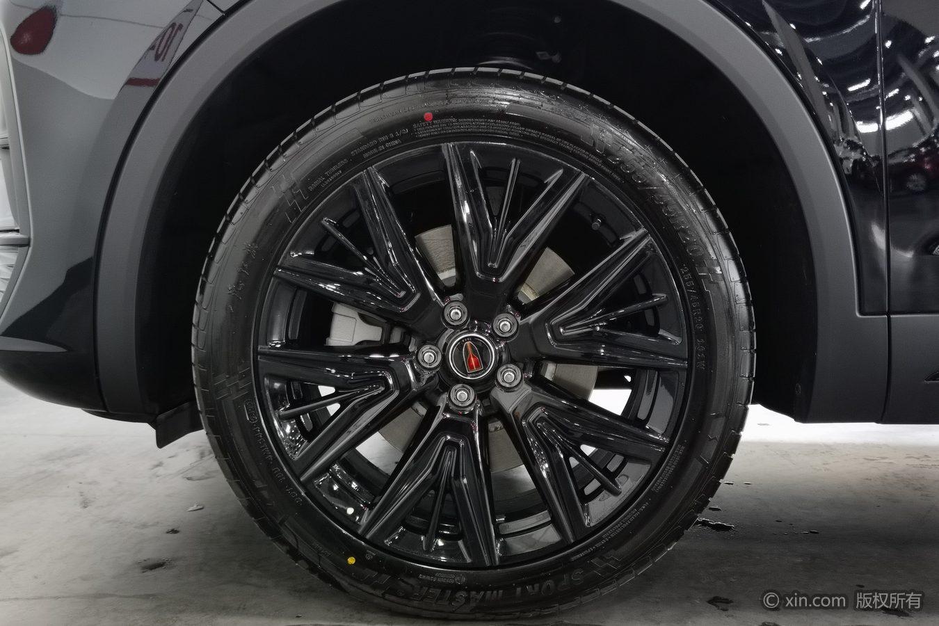 Hongqi HS5 2025 2.0T