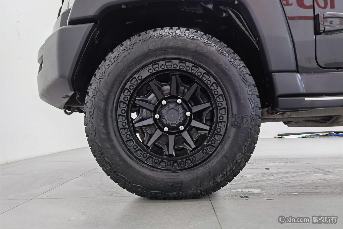 BAIC BJ40 2016 40L 2.3T AT Premium