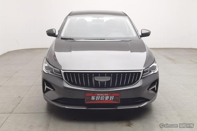 Geely Emgrand 2025 4 1.5 L MT — фото 2
