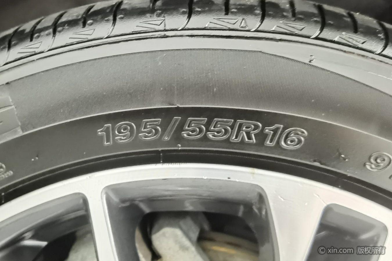 Geely Emgrand 2025 4 1.5L MT