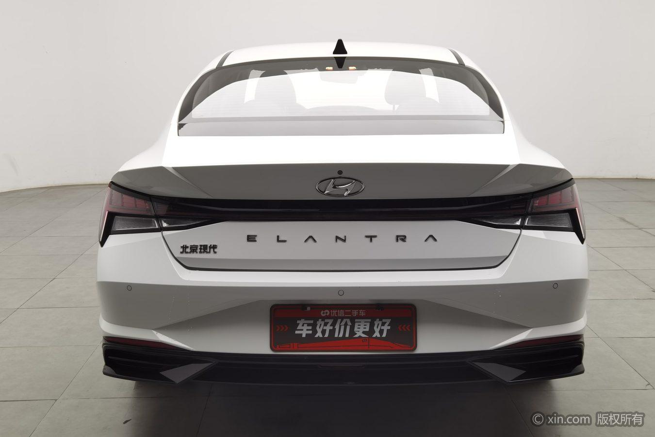 Hyundai Elantra 2021 1.5L CVT LUX Luxury