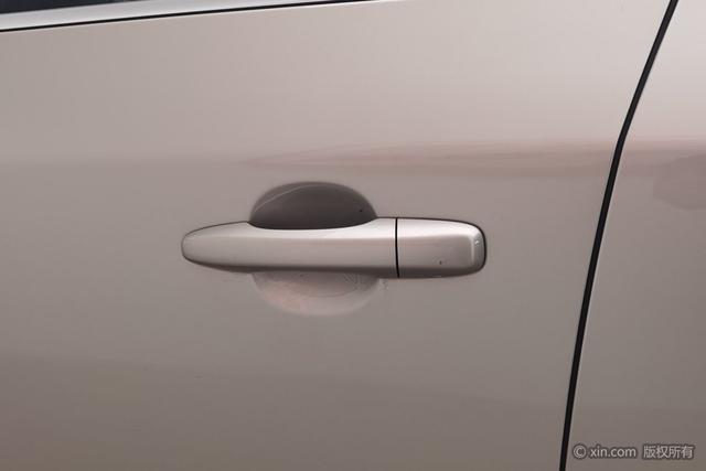 Volvo S60 2019 Желтый из Китая, фото 6