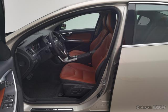 Volvo S60 id 3810561 из Китая 10