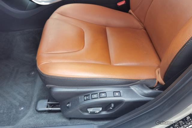 Volvo S60 id 3810561 из Китая 12