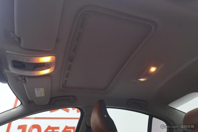 Volvo S60 id 3810561 из Китая 13