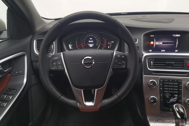 Volvo S60 id 3810561 из Китая 22