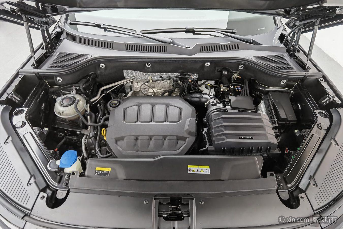 Volkswagen Tavendor 2024 330TSI Luxury