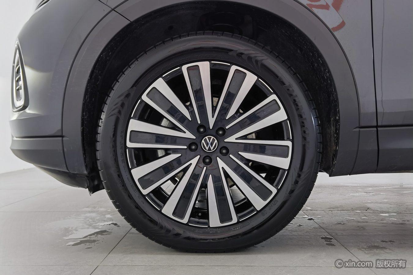 Volkswagen Tavendor 2024 330TSI Luxury