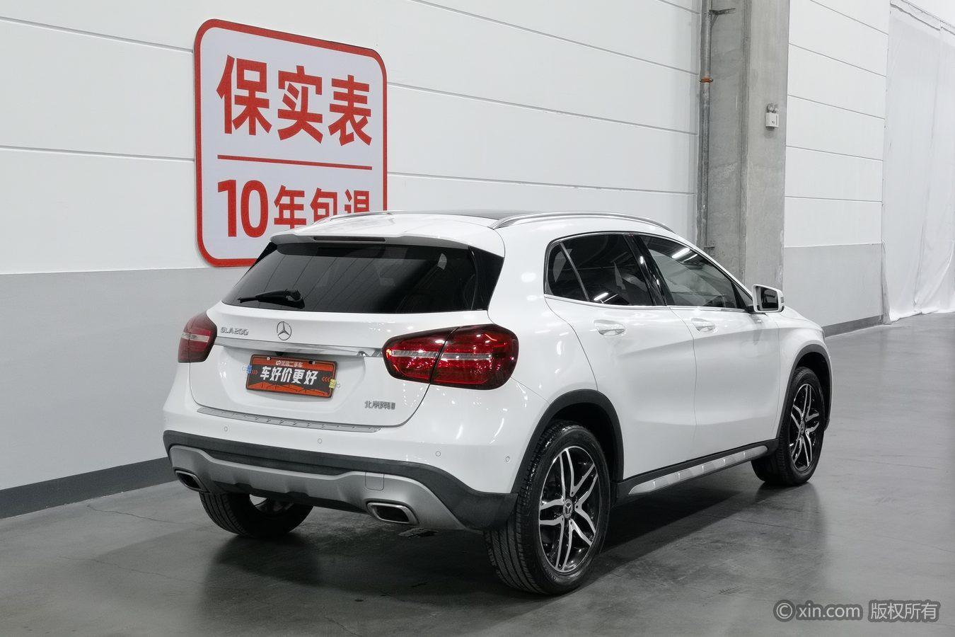 Mercedes-Benz GLA 2017 GLA 200 Fashion