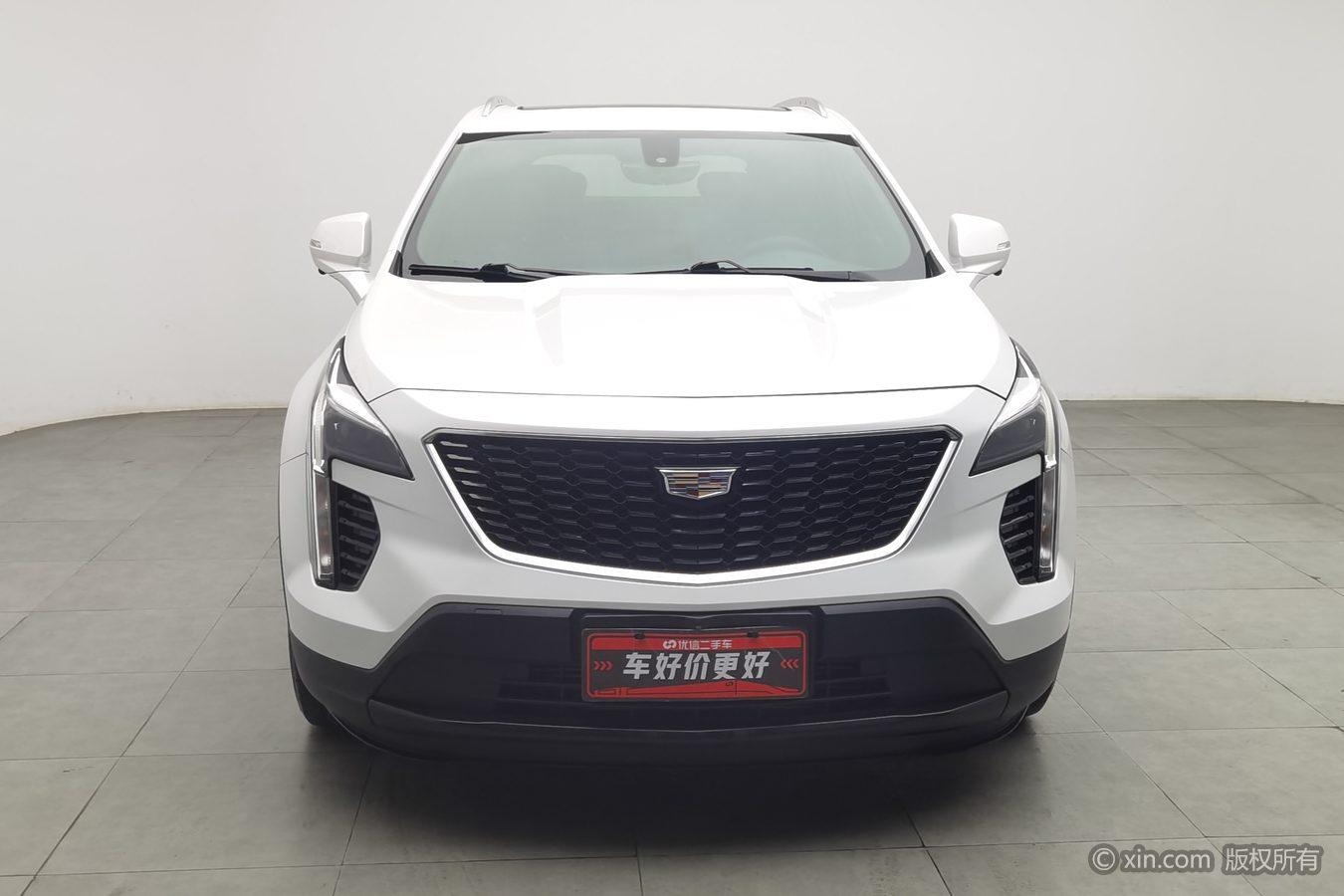 Cadillac XT4 2021 28T