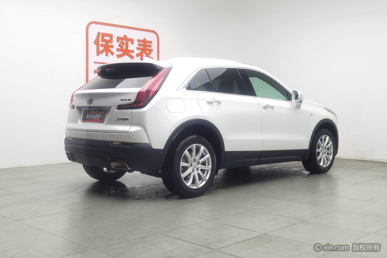 Cadillac XT4 2021 28T