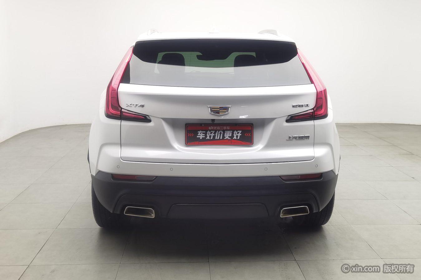 Cadillac XT4 2021 28T