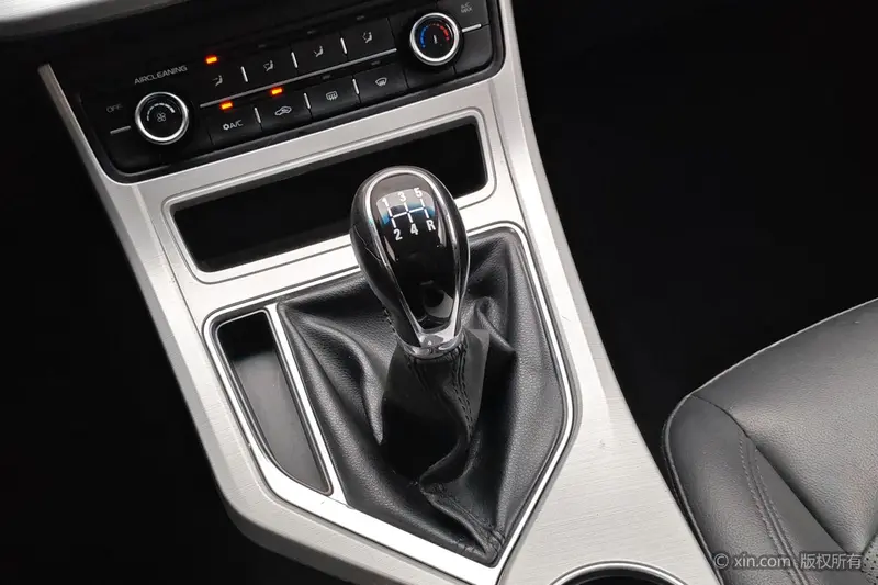 Geely Vision — фото 11