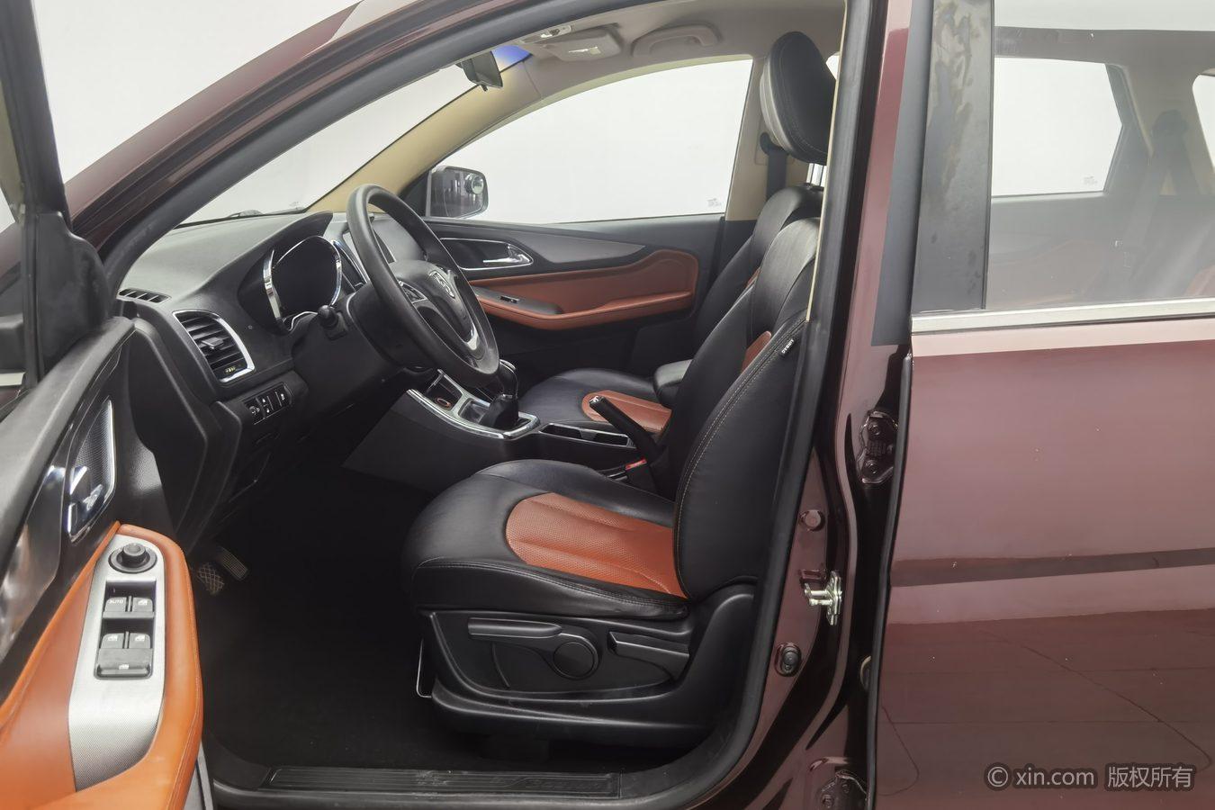 Baojun 560 2015 1.8L МКПП Elite