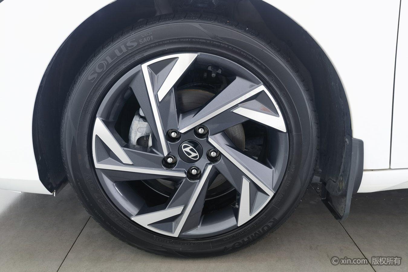 Hyundai Elantra 2023 1.5L CVT GLX Elite