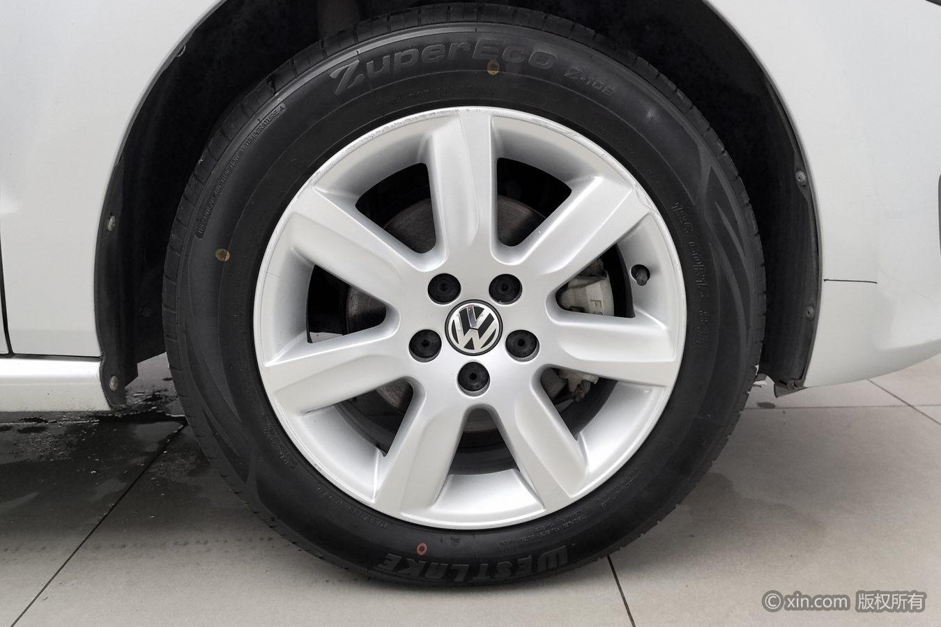 Volkswagen Polo 2013 1.6L AT Comfort