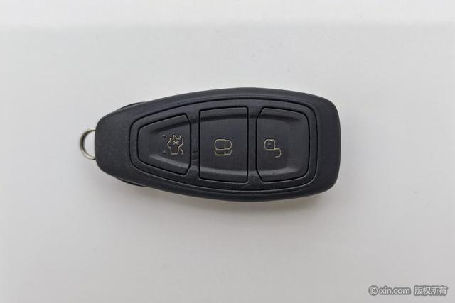 Ford Focus 2015 Eco Boost 180 ATSport — фото 6