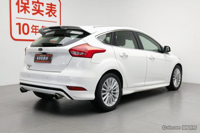 Ford Focus 2015 Eco Boost 180 ATSport — фото 4