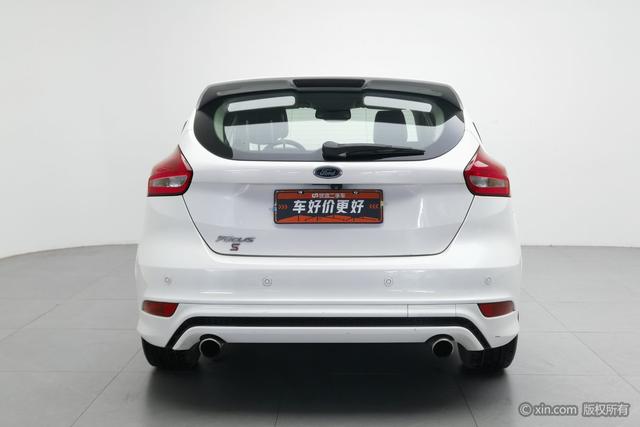 Ford Focus 2015 Eco Boost 180 ATSport — фото 3