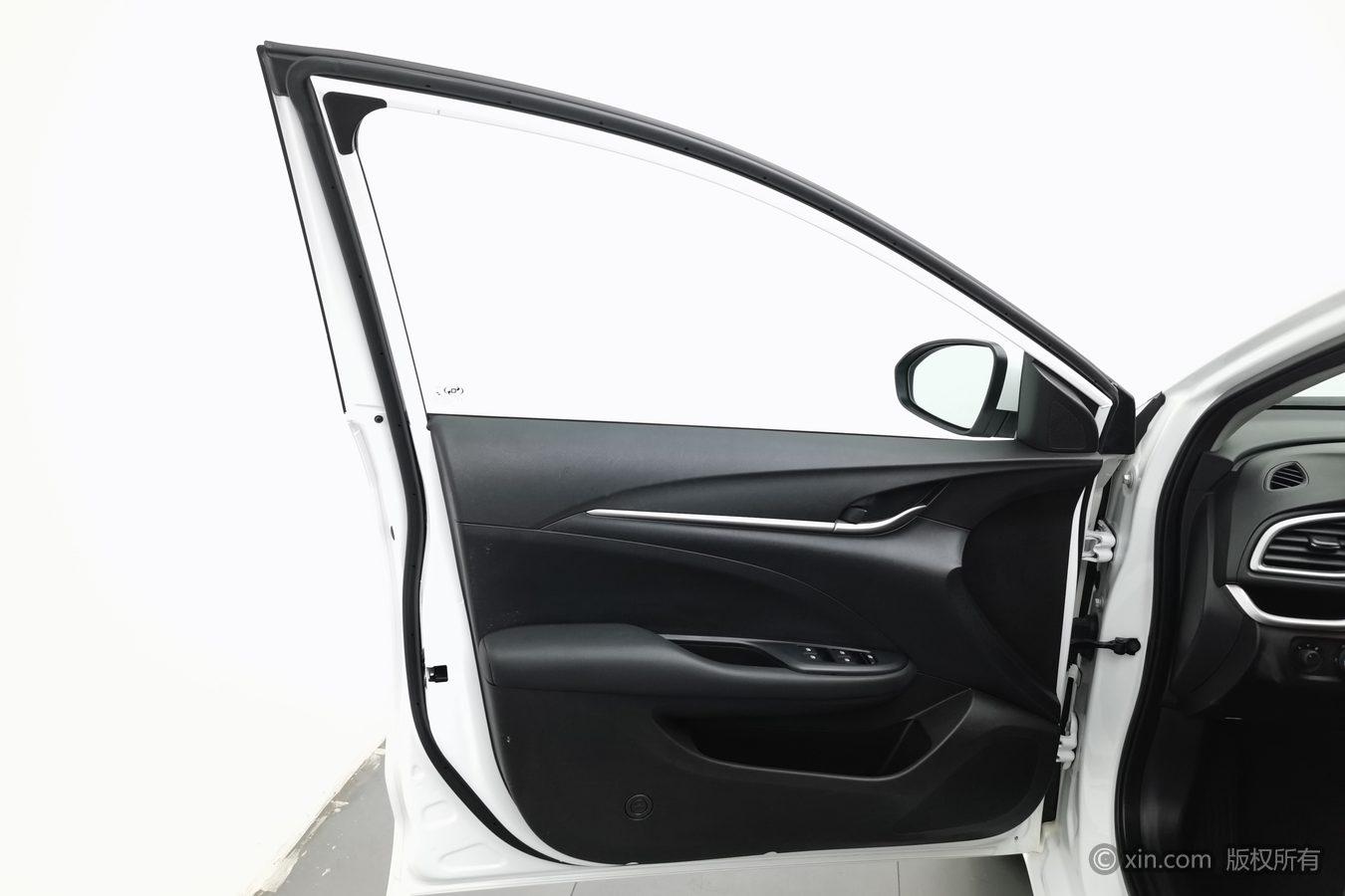 Buick Excelle — фотографии объявления, Фото 12