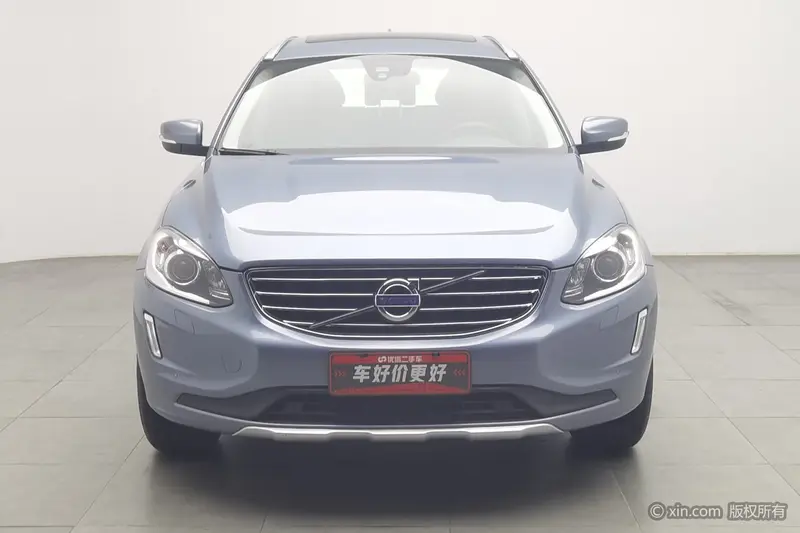 Volvo XC60 — фото 2