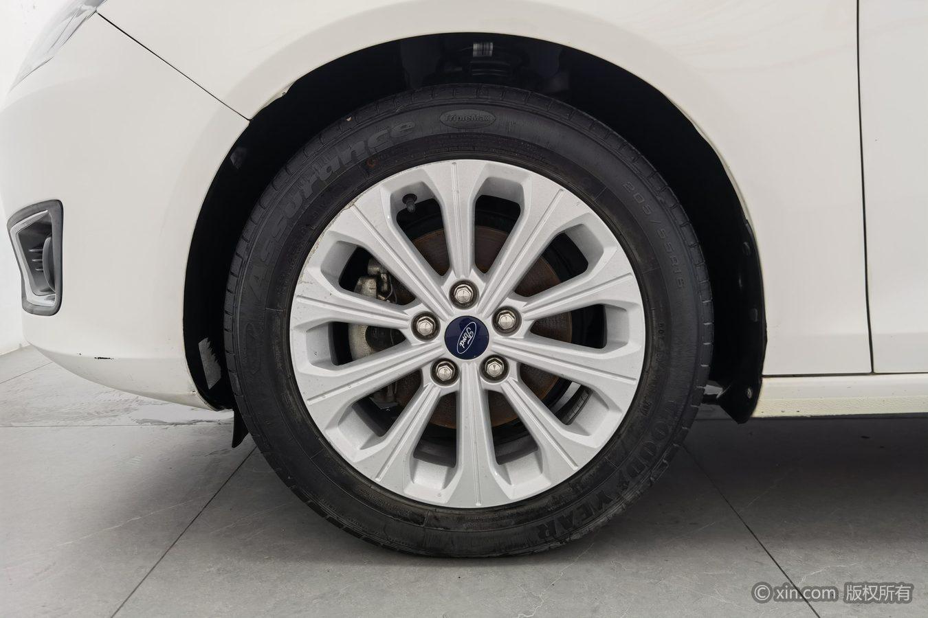 Ford Escort 2017 1.5L MT Fashion