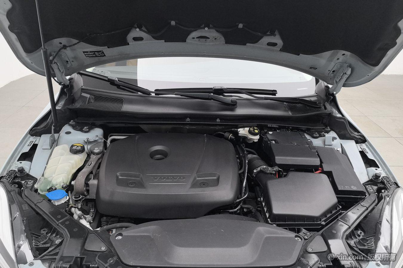 Volvo V40 2017 T3
