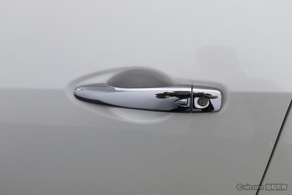 Nissan Lannia, фото 10