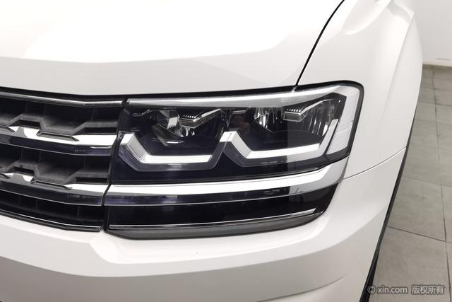 Volkswagen Teramont 2017 530 V 6 4 WD — фото 7