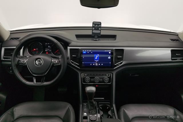 Volkswagen Teramont 2017 530 V 6 4 WD — фото 12