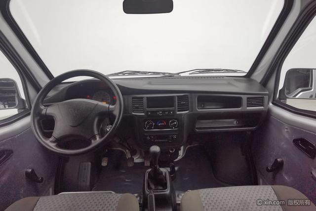 Wuling Zhiguang 2023 1.5 L 5/7 LAR — фото 14