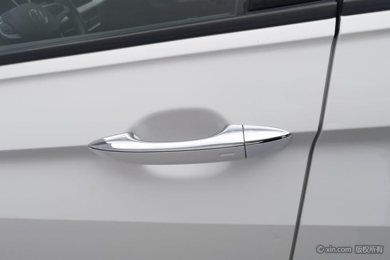 Volkswagen Tiguan L L 2022 330TSI AT