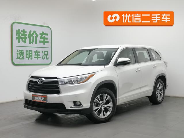 Toyota Kluger 2015 года выпуска