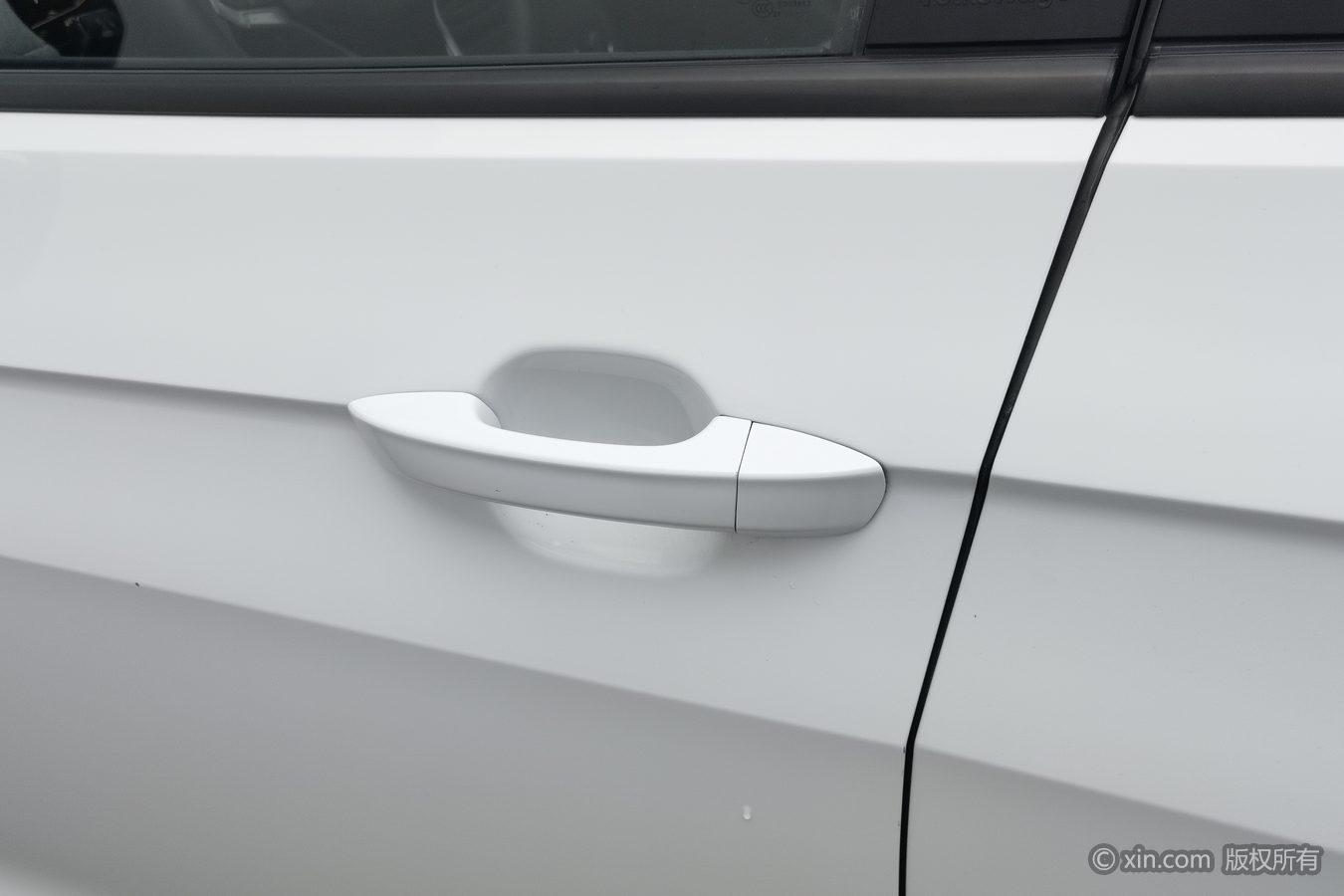 Volkswagen Tharu 2025 1.5L